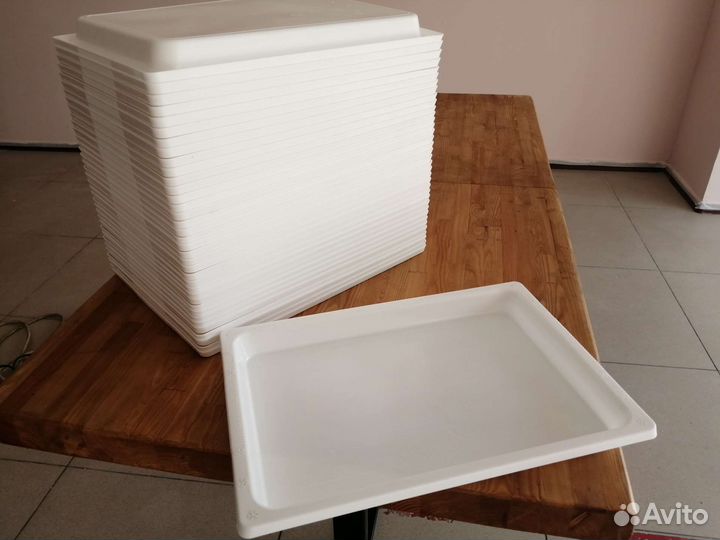Пластиковые подносы бу