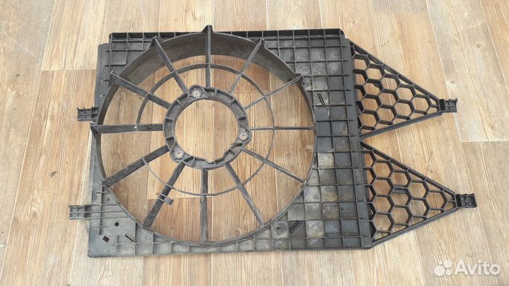 Диффузор №19 volkswagen Polo Sedan (2015)