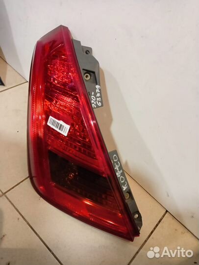 Фонарь nissan murano z50 koito 22063779