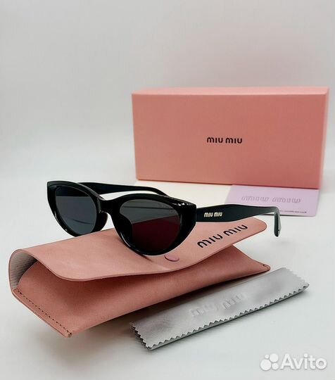 Имиджевые очки miu miu