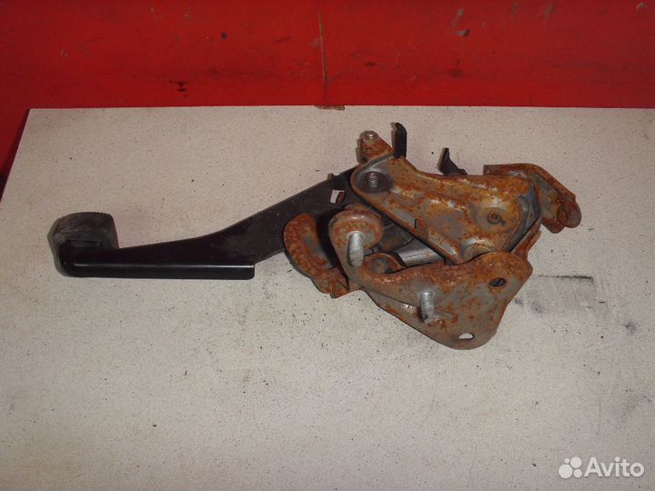 Педаль стояночного тормоза 4710144060 Toyota Nadia