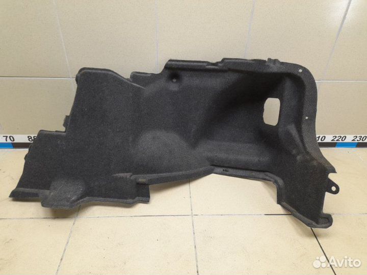 Обшивка багажника правая Toyota Corolla E140 1.6