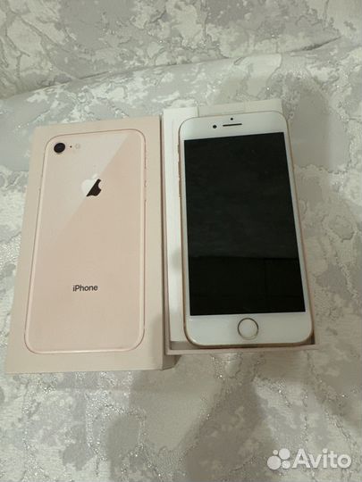 iPhone 8, 64 ГБ