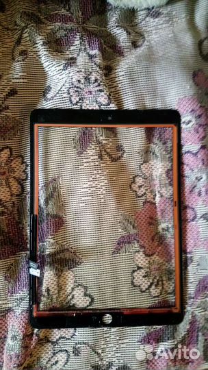 Планшет apple iPad a1893,на запчасти