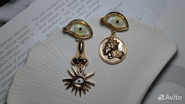 Красивые серьги Shiparelli