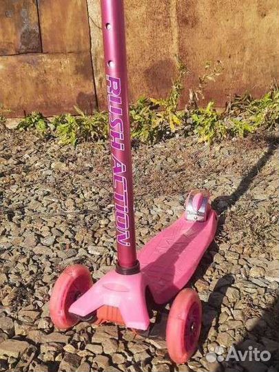 Самокат детский трехколесный светящиеся колеса