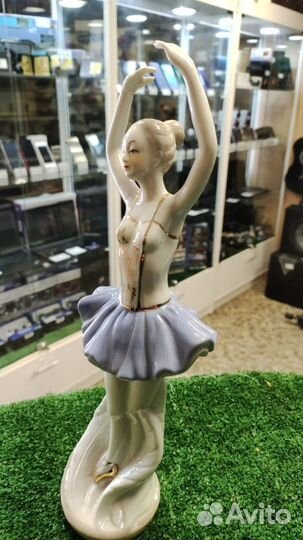 Статуэтка балерина