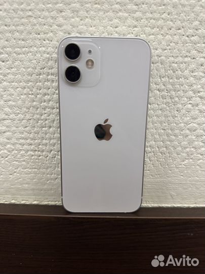 iPhone 12 mini, 64 ГБ