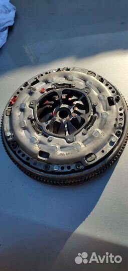 Сцепления маховик VW Passat B6 2.0fsi 06F105264C