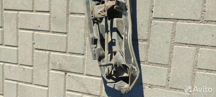 Трапеция стеклоочистителя Chrysler Grand Voyager 4