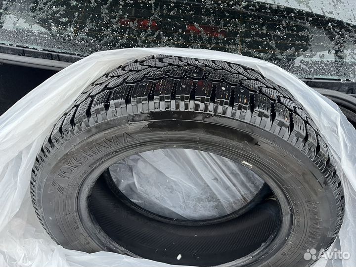 Yokohama Ice Guard Stud IG55 205/60 R16 92Q