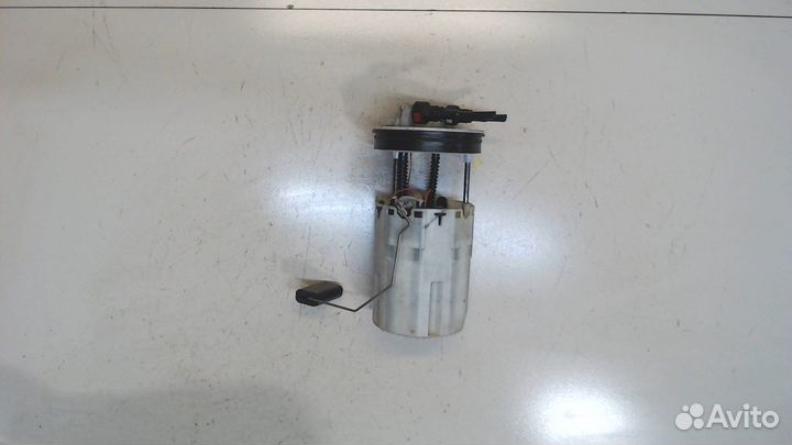 Датчик уровня топлива Nissan Almera N16, 2004