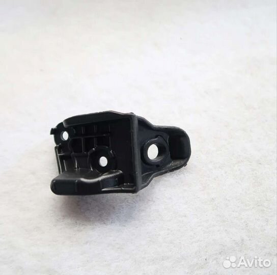 Ремкомплект крепления фар Toyota Vellfire