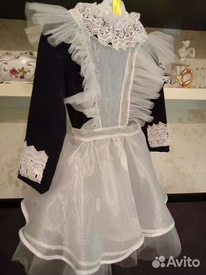 Белый Школьный фартук