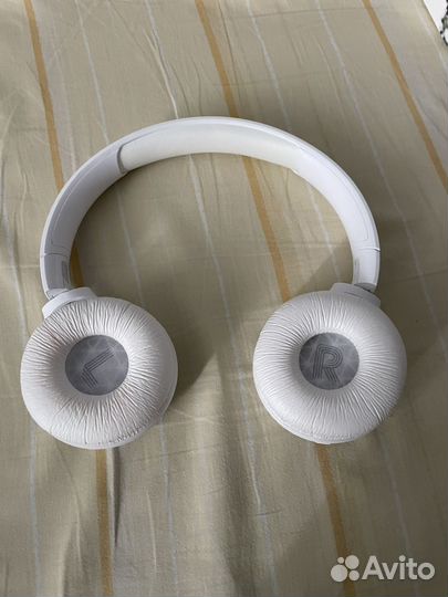 Наушники JBL 520BT