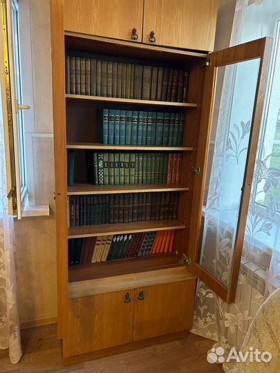 Продаю книги