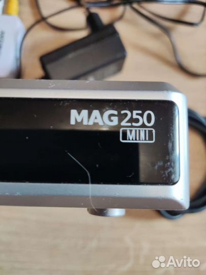 Мультимедийная приставка MAG 250 mini