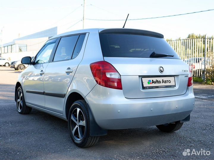 Skoda Fabia 1.6 AT, 2011, 134 000 км