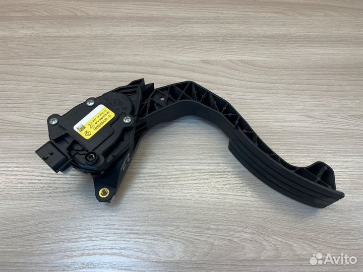 Педаль газа LADA X-Ray