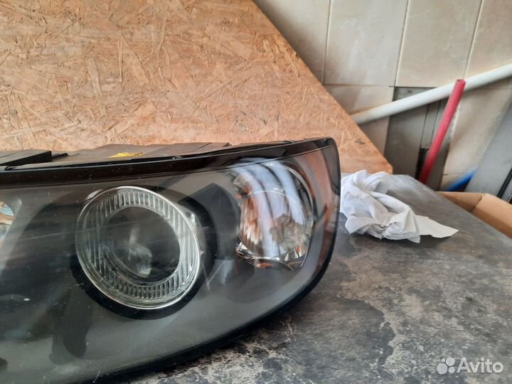 Фара левая на volvo 40