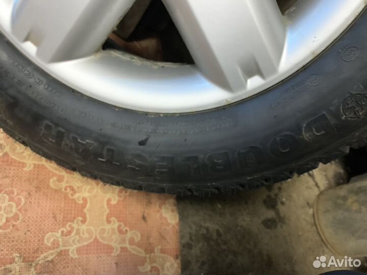 Шины 215 65 16 зимние Doublestar. На литых дисках