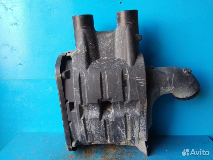 Корпус воздушного фильтра Mercedes Benz Truck Axor