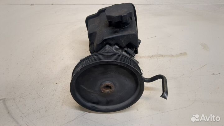 Гур Mercedes C W204, 2008