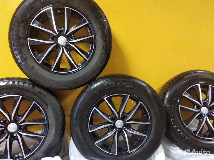 Kumho Sense KR26 225/65 R17