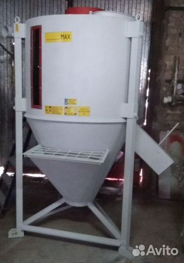 Смеситель кормов св-1,1 в наличии