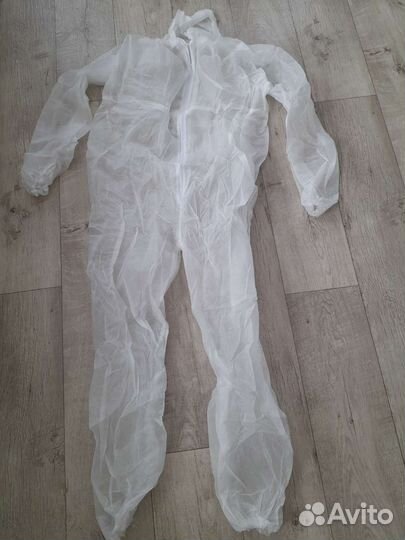 Одноразовый комбинезон