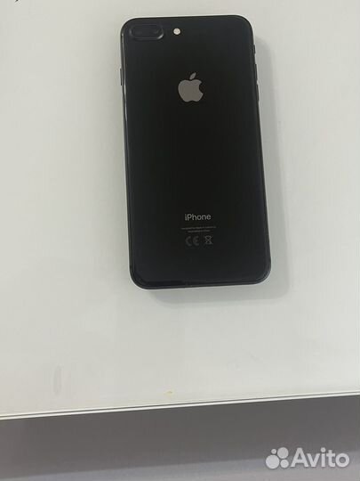 iPhone 8 Plus, 64 ГБ