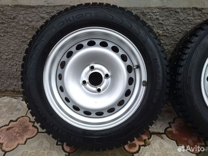 Колеса зимние 185 65 r15 Nokian Nordman 5