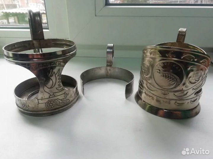 Подстаканники) и (Поднос)