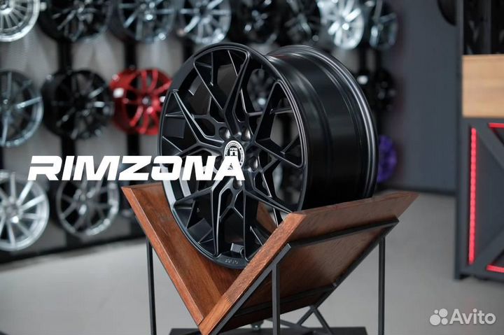 Литые диски FF10 R18 et38.0 5x114.3 Черный с полир