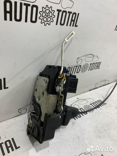 Замок двери задний левый Ford Fusion fxja 2008