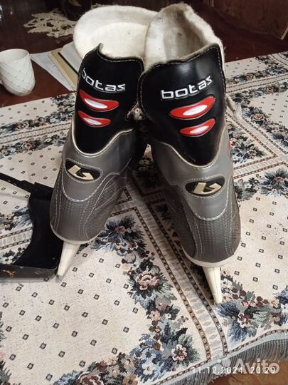 Коньки хоккейные Botas