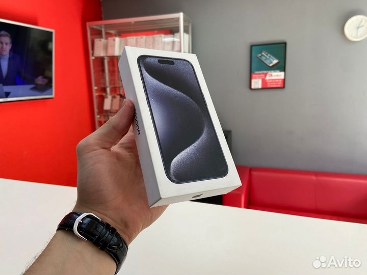 iPhone 15 Pro, 256 ГБ