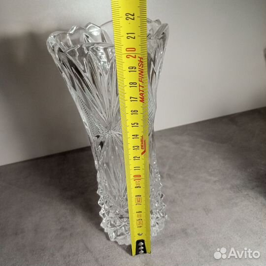 Хрустальная ваза