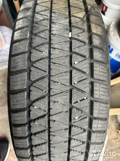 Колеса Bridgestone 225/60R17 KIA sportage