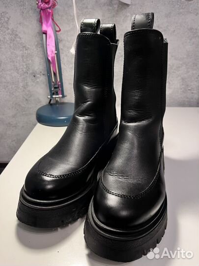 Ботинки челси женские