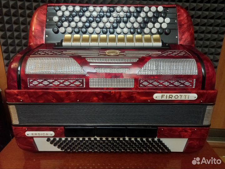 Баян firotti eroica