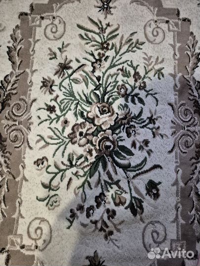 Ковёр новый