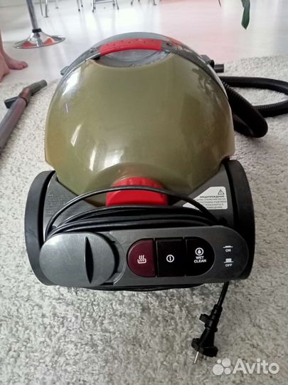 Моющий пылесос Bissell