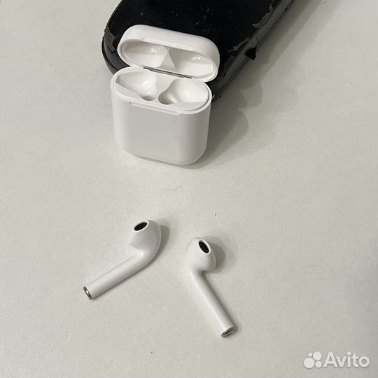 Наушники Airpods на запчасти