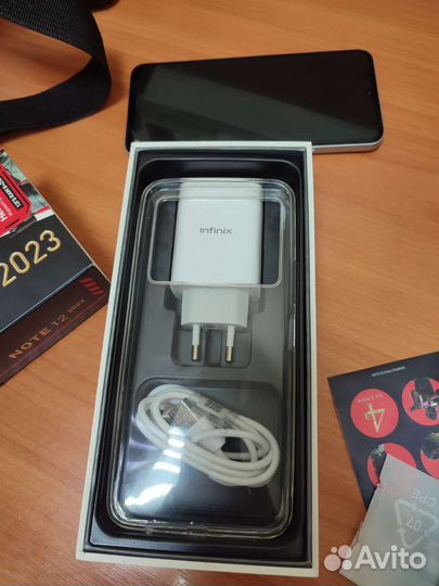 Телефон infinix note12