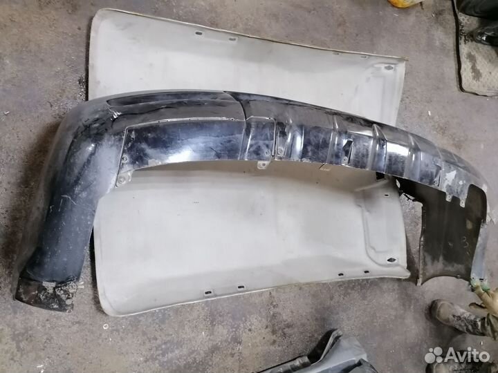 Бампер задний под ремонт Mitsubishi Outlander 1