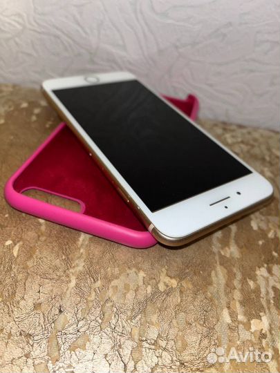 iPhone 8 Plus, 64 ГБ