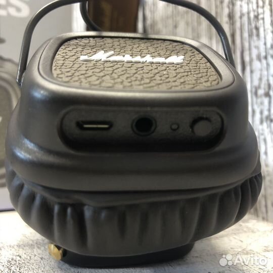 Беспроводные наушники marshall