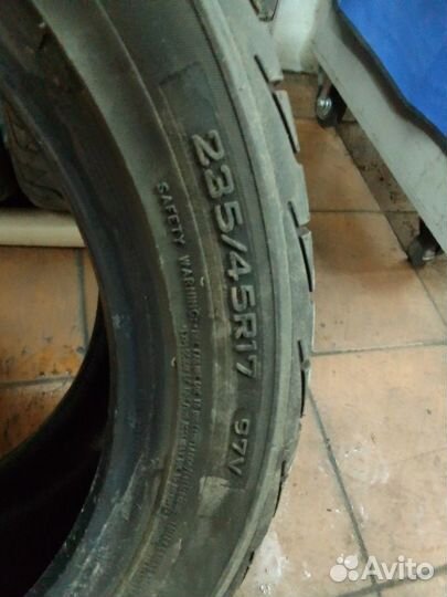 Triangle TR968 235/45 R17 97V