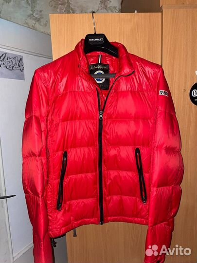 Пуховик napapijri